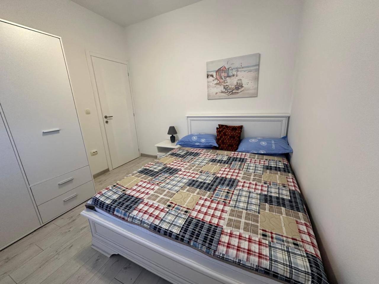 Villa Holiday Apartments Bar Exteriér fotografie